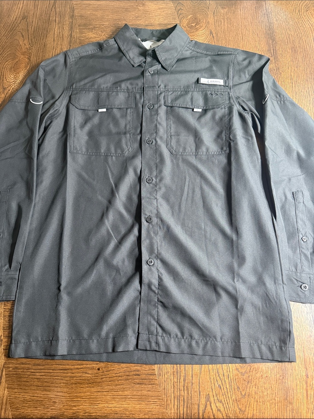 Habit Vented Fishing Shirt Mens Small Black Long Sleeve Button Light